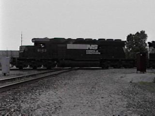 NS 6162 crossing PRR